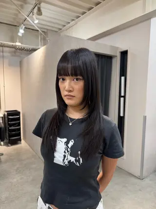 ロング reira/堀江/ レイヤーカットのヘアスタイル