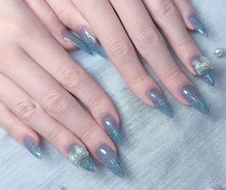 ネイル Snow nail  💕 新宿🌸のネイルデザイン