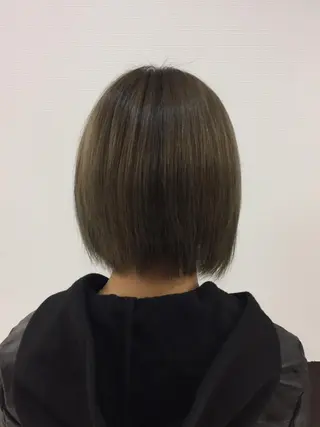 ショート カラー ハイトーン Arphyのヘアスタイル