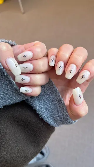 ネイル 🤎Two ERI🤎のネイルデザイン