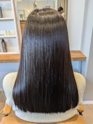 中谷　千鶴 ◎ブリーチカラー得意のヘアスタイル