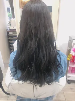 ロング カラー いけがみ ゆかなのヘアスタイル