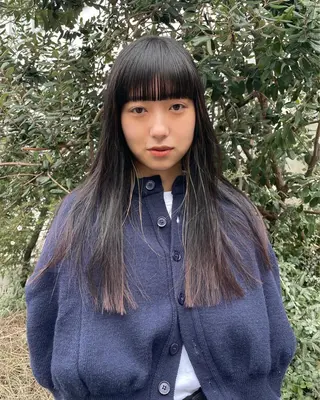 セミロング カラー 佐伯 和佳のヘアスタイル