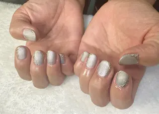 ネイル 手塚 里奈のネイルデザイン