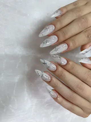 ネイル シーシー ネイルのネイルデザイン