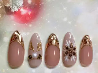 ネイル Odon Beauty  nail  salon所属・VIP TRENDYのネイルデザイン