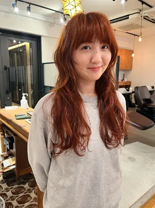 ロング カラー 暖色/パーマ 🌼クニトウメイのヘアスタイル