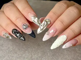 ネイル elu hのネイルデザイン