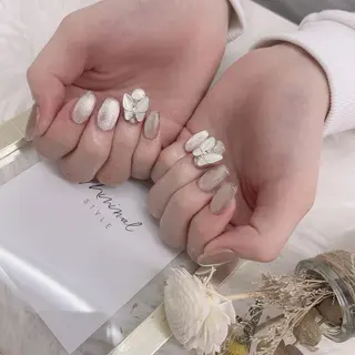 ネイル 🦋ネイルサロン ブラン🌈ゆりのネイルデザイン