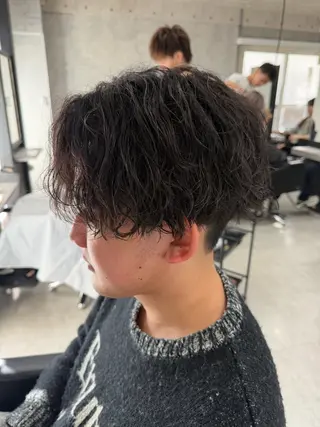 ショート パーマ メンズ ユウ🪄 パーマ指名No1のヘアスタイル
