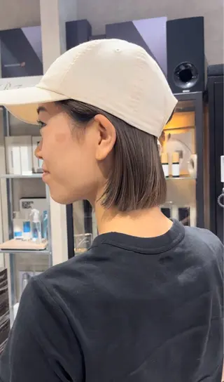 ミディアム カラー room肥後橋所属・room ヨネヤマのヘアスタイル