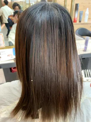 ミディアム 葛西 縮毛矯正のプロ ブリーチ矯正 青木俊のヘアスタイル