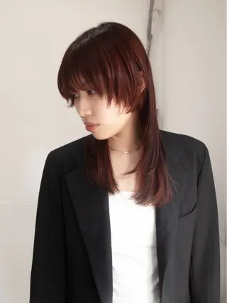 セミロング カラー 229所属・maki @pullnocのヘアスタイル