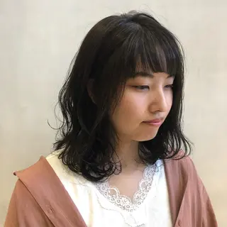 ミディアム 近藤 千裕のヘアスタイル