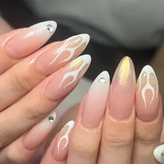 ネイル Nail Salon L'arc所属・💊大阪/心斎橋 moni🧠のネイルデザイン