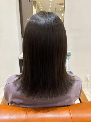 ミディアム 内山 亜紀のヘアスタイル