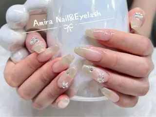 ネイル Amira アイラッシュのマツエク・マツパデザイン