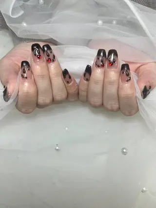 ネイル 🌈 Laule'aのネイルデザイン