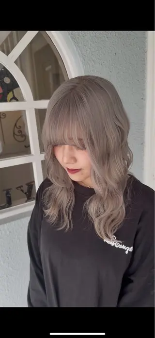 セミロング Y'sBlue丸亀店所属・カラー大好き🌈 カットモデル募集中のヘアスタイル