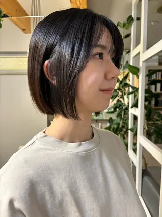 ミディアム ヘアディテール本山フォレスト所属・佐藤 爽香のヘアスタイル