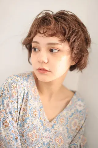 ミディアム パーマ 小田川 竜也のヘアスタイル