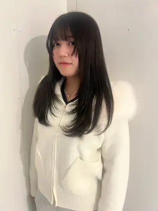 ロング カラー にこ /iciのヘアスタイル