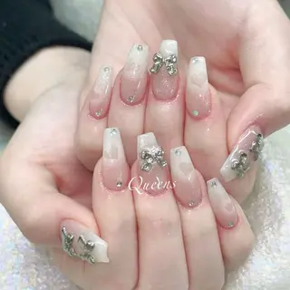 ネイル Queens 榊 まおのネイルデザイン