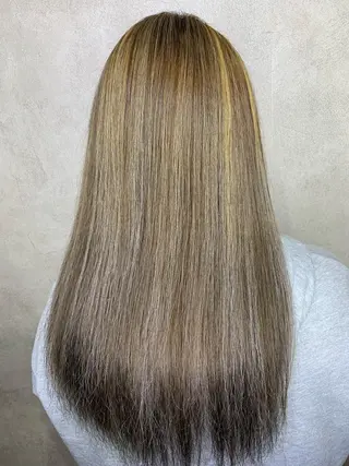 ロング BuzZ所属・西村 雄二/エクステのヘアスタイル