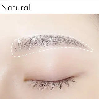 アイブロウ カワイイ保証🤍🪄 Natsumiの眉毛・アイブロウイメージ