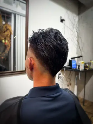 カラー メンズ 椎葉 祐也のヘアスタイル