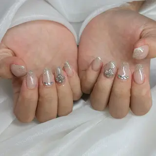 ネイル CeCe Garden所属・CeCeGarden ✨️キラキラワンホンのネイルデザイン