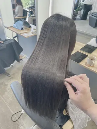 ロング 髪質改善✨縮毛矯正✨ が得意‼️高島英隆のヘアスタイル