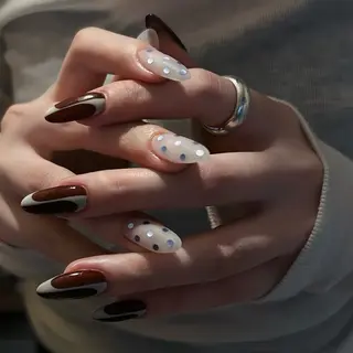 ネイル talo .のネイルデザイン