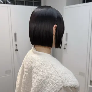 ショート ストンボブ/ 縮毛矯正/岩澤脩太のヘアスタイル
