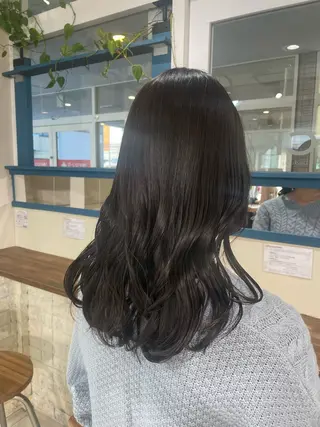 カラー luck みうのヘアスタイル