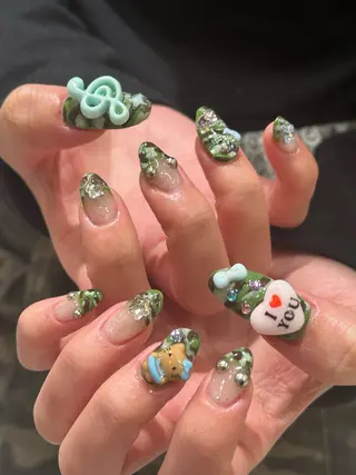 ネイル ꪆৎ平行アーチ ྀི ワカナの眉毛・アイブロウイメージ