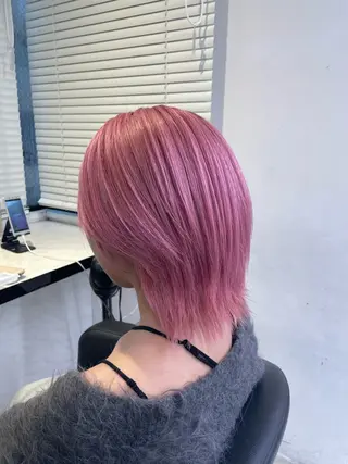 ショート カラー ヘアアレンジ ピンク・ベージュ🩰 カラー🫧とらのヘアスタイル