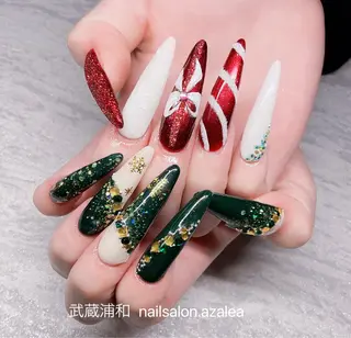 ネイル R inのネイルデザイン