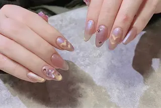 ネイル atelier univ.所属・【VIVI】 ビビのネイルデザイン