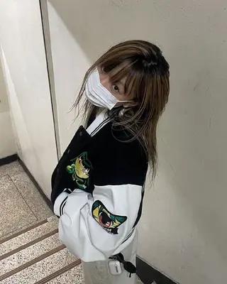 カラー ブリーチなし/透明感 /ショート/大世のヘアスタイル