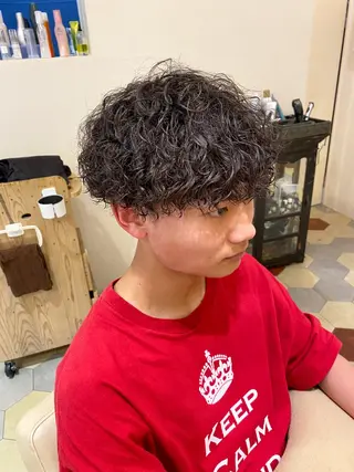 ミディアム パーマ メンズ 菊池大一 溝の口パーマのヘアスタイル