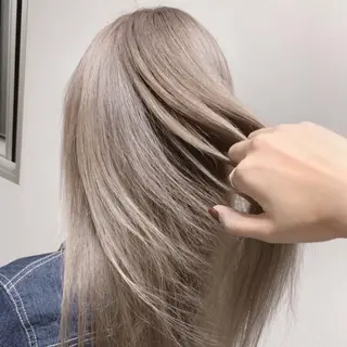 セミロング カラー ヘアアレンジ キッズ 松井那津子 /ハイライトブリーチのヘアスタイル