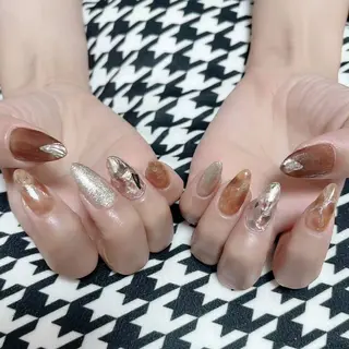 ネイル Shis_🦄shi 韓国風キラキラネイルのネイルデザイン