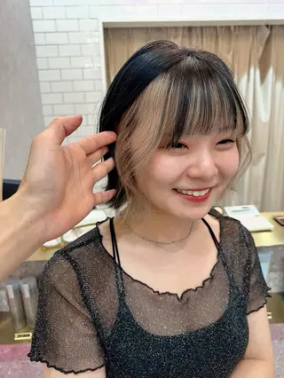 ショート カラー ダブルカラー 韓国レイヤーKYONのヘアスタイル