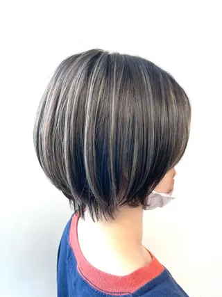 ショート カラー 色気レイヤー& ショートはお任せ🌟のヘアスタイル