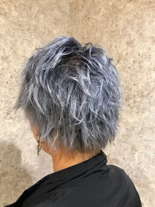 メンズ カラー earth ノノカ 柔らかベージュカラーのヘアスタイル