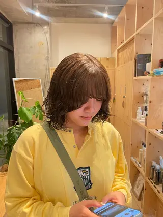 ショート カラー 愛莉/ラベンダー/ ベージュ/ブラウンのヘアスタイル