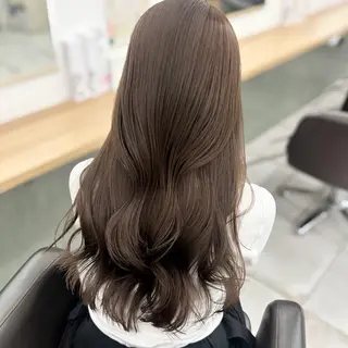ロング カラー ブリーチなし/レイヤ ー特化🌈Tommyのヘアスタイル