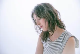 セミロング 髪質改善ストレート、 カラー清野雄大のヘアスタイル