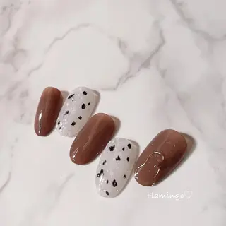 ネイル 40代からの爪に 優しい施術×自爪育成のネイルデザイン